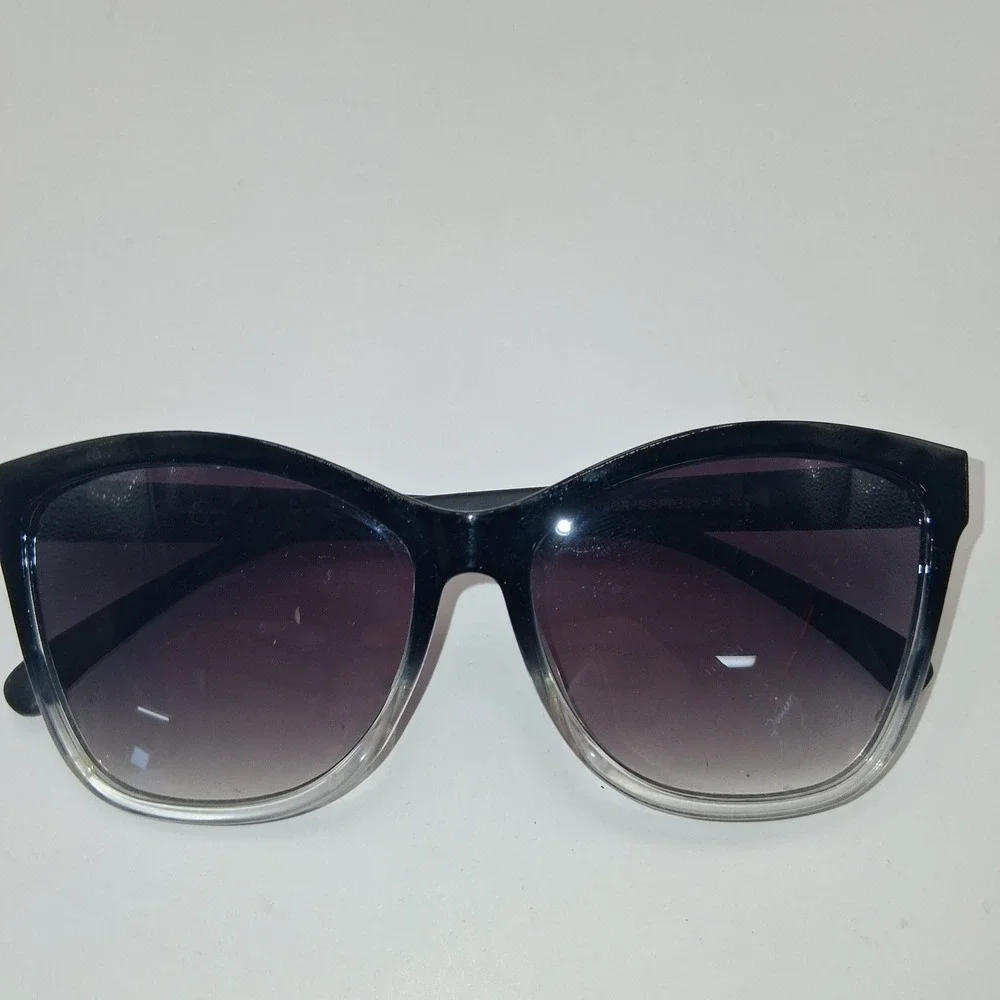Jessica Simpson Women's Sunglasses Black/Clear Gradient Oversized UV Protection